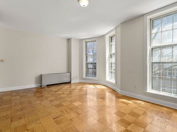 21 Bowdoin