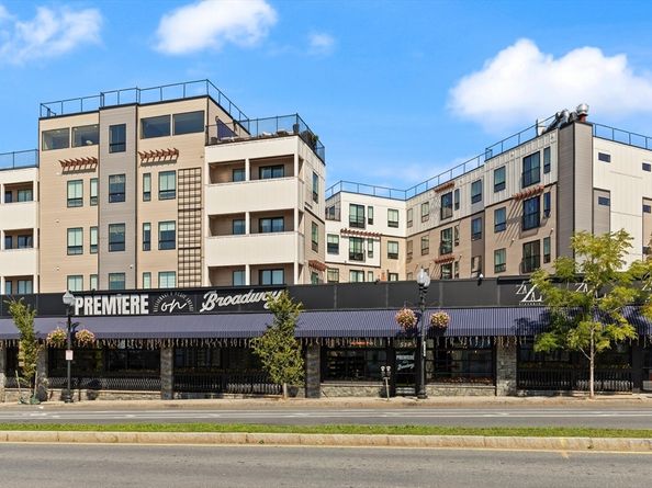 519 Broadway 305, Somerville MA 02145