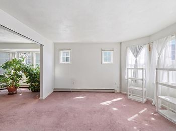21 Ferndale St