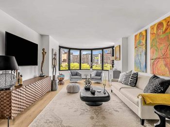 330 East 38th Street