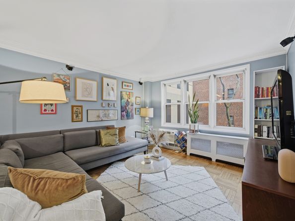 160 East 27th Street 4F, New York NY 10016