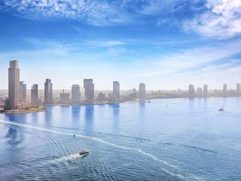 415 East 37th Street