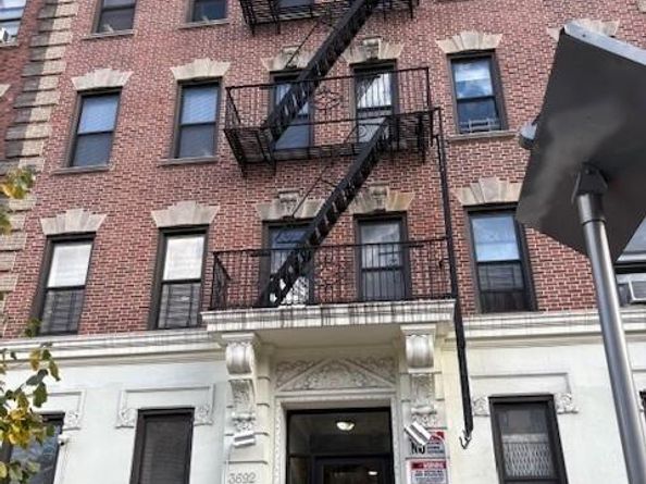 3692 Broadway 24, New York NY 10031