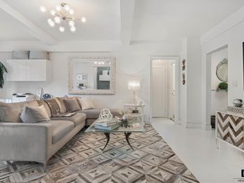 400 East 52nd Street