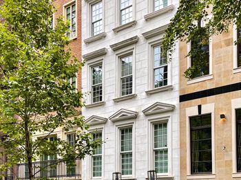116 East 61st Street