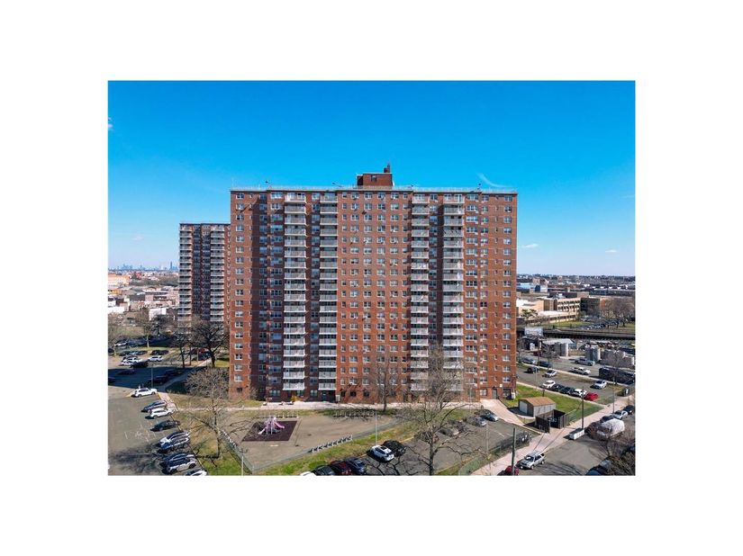 2475 West 16th Street 18G, Brooklyn NY 11214