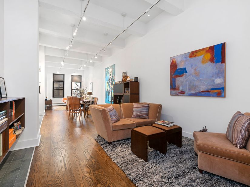 529 West 42nd Street 5B, New York NY 10036