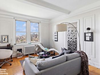 209 Lincoln Place