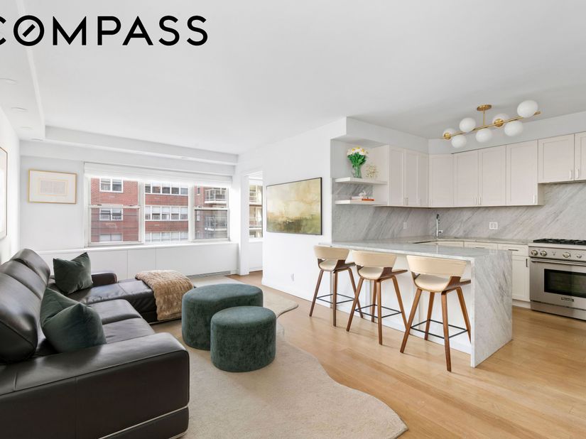 370 East 76th Street C1002, New York NY 10021