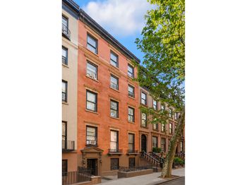 279 Henry Street