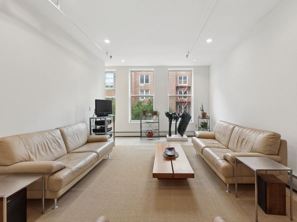 30 West 13th Street 4A, New York NY 10011