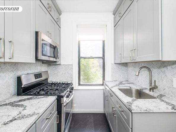 45-16 39th Place, Queens NY 11104
