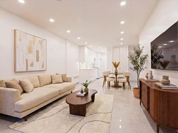 385 Vernon Avenue