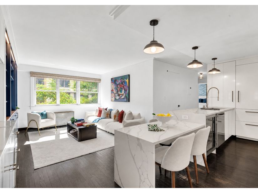 77 East 12th Street 3F, New York NY 10003