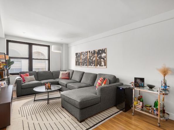 60 East 9th Street 304, New York NY 10003