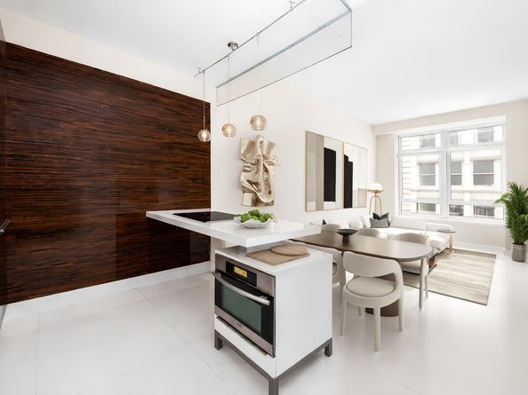 111 Fulton Street 517, New York NY 10038