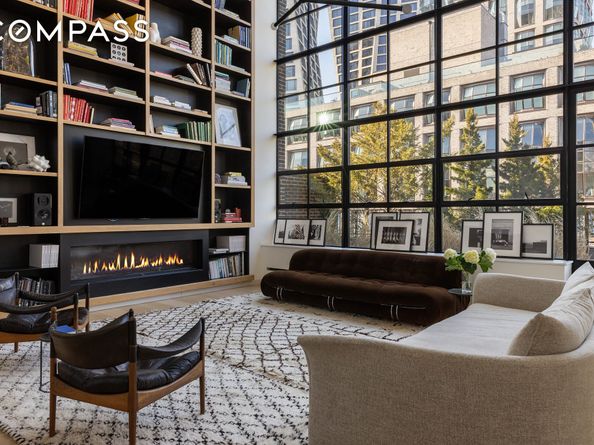 456 West 19th Street PHH, New York NY 10011