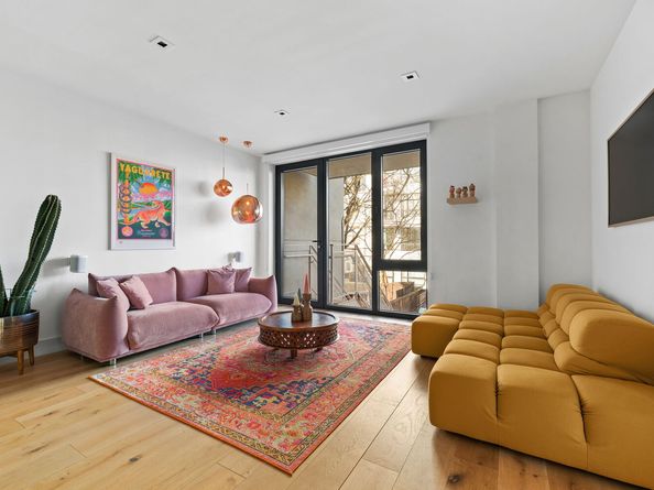 33 Frost Street 2B, Brooklyn NY 11211