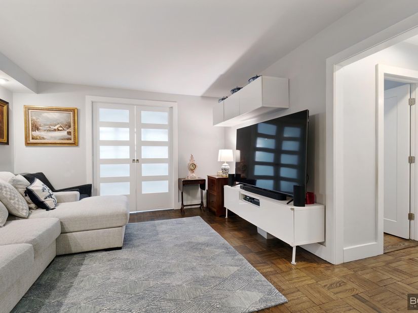 102-30 66th Road 4A, Queens NY 11375