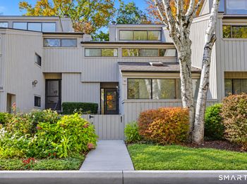 39 Whitney Glen