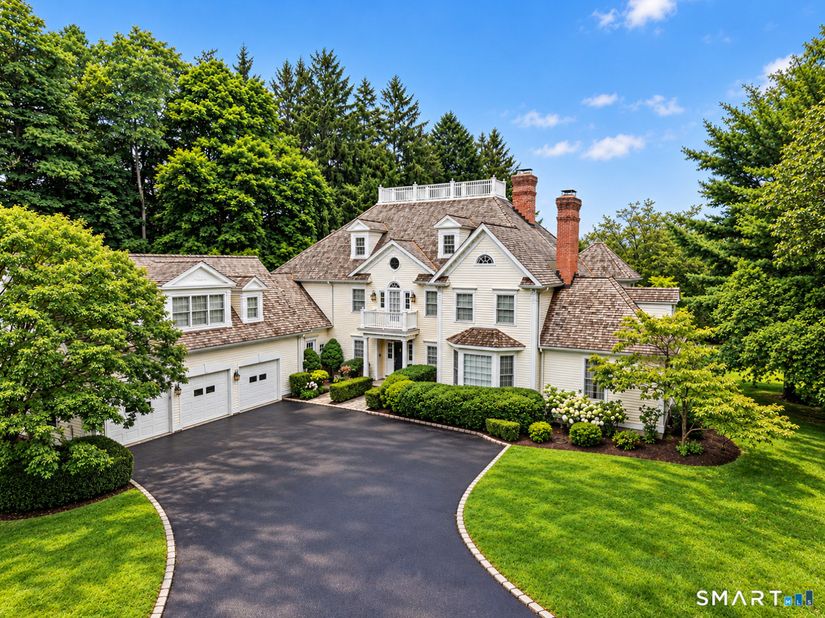 51 Briscoe Road, New Canaan CT 06840