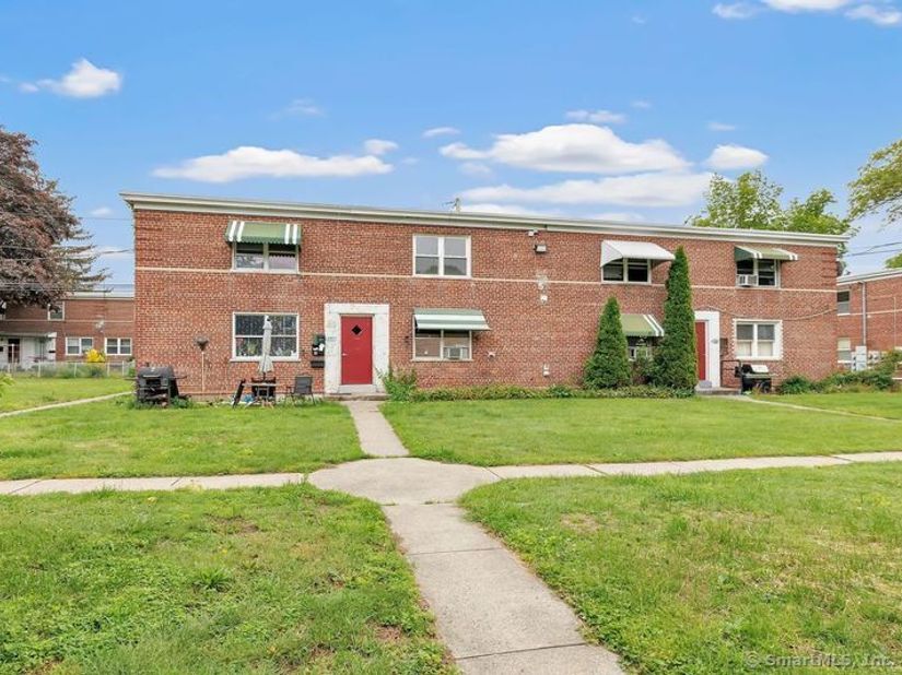 367 D Building 5 Granfield Avenue, Bridgeport CT 06610