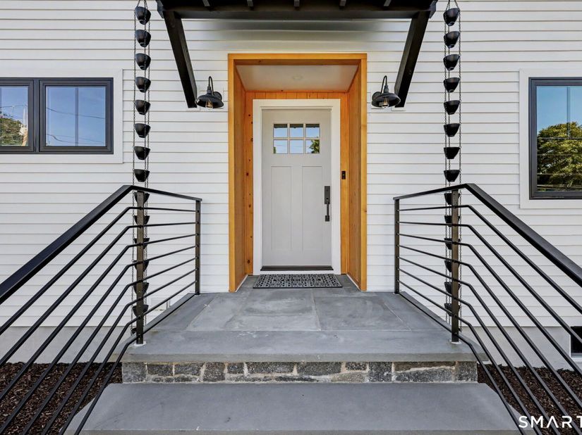 91 Lockwood Road, Fairfield CT 06825