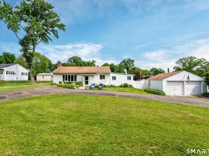 15 Muriel Drive, Stamford CT 06907