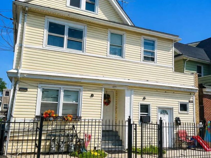 695 Beechwood Avenue, Bridgeport CT 06606