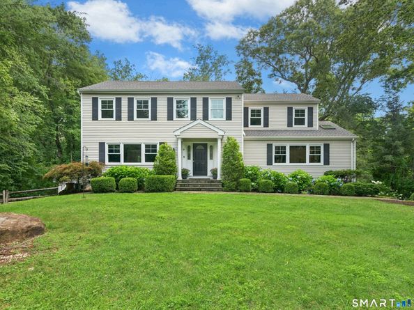 9 Nursery Court, Norwalk CT 06850