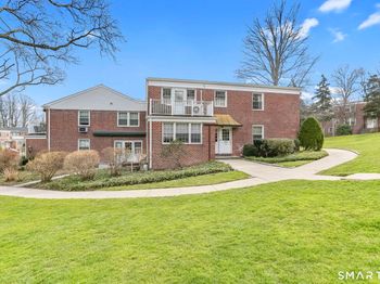 28 Putnam Park