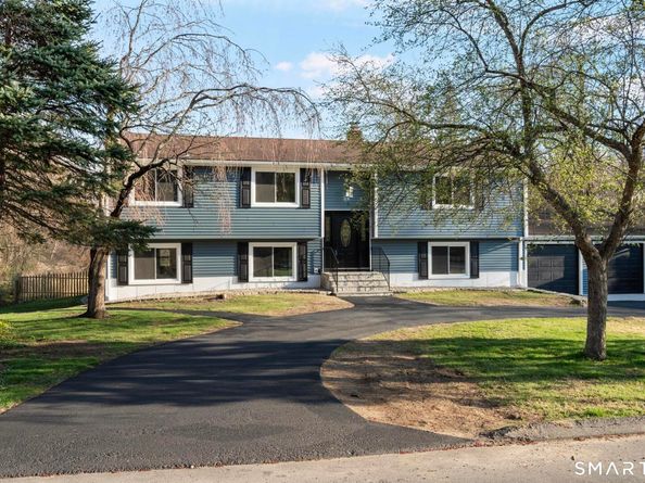 11 Lane Street, Shelton CT 06484