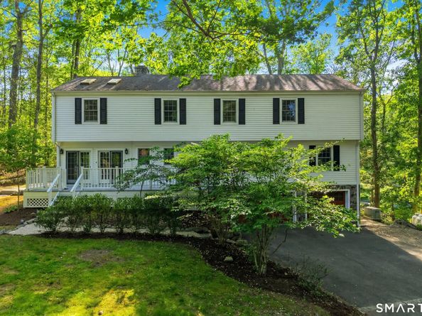 156 W Haviland Lane, Stamford CT 06903