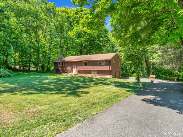 122 Fresh Meadow Drive, Trumbull CT 06611
