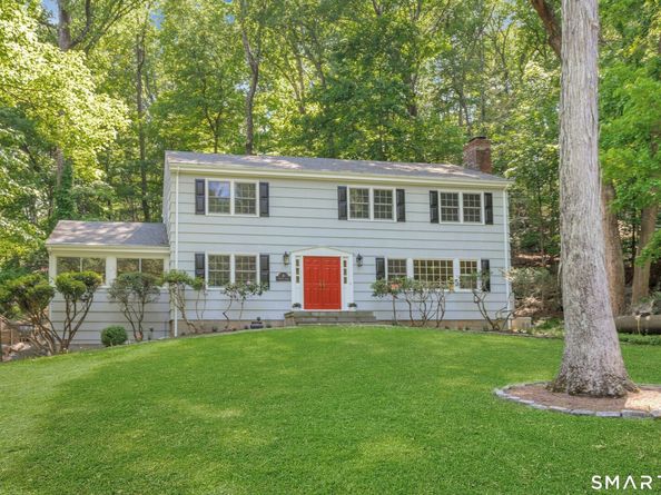 8 Mountain Trail, Stamford CT 06903