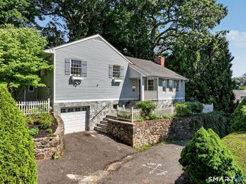 106 Shorefront Park