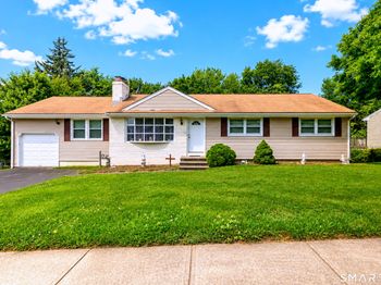 195 Emerald Place