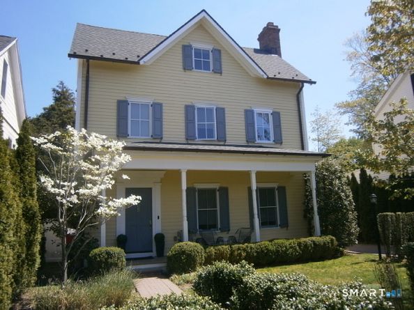 65 Sherwood Place 65, Greenwich CT 06830