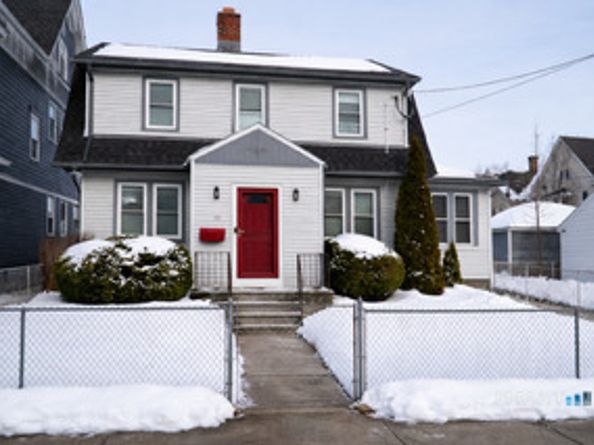 30-32 Pacific Street, Bridgeport CT 06604
