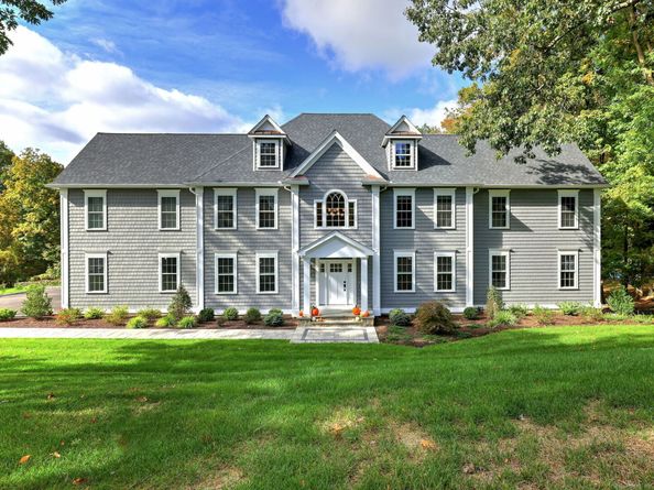 78 Old Tree Farm Lane, Trumbull CT 06611