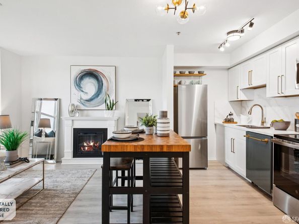 8100 Oceanview Terrace 209, San Francisco CA 94132
