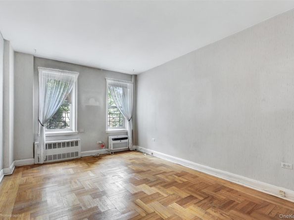 48-17 42 Street 2C, Sunnyside NY 11104