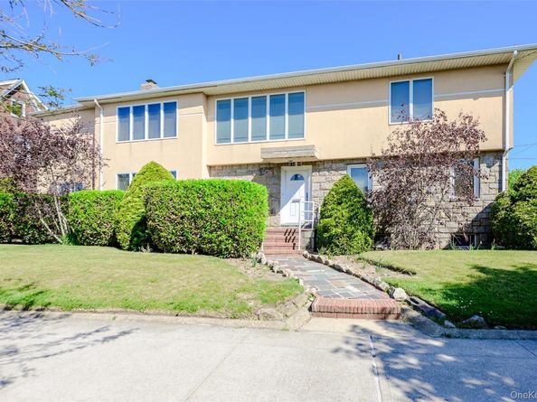 13802 Rockaway Beach Boulevard, Belle Harbor NY 11694