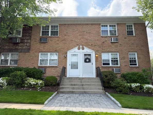 3 Anchorage Lane 1B, Oyster Bay NY 11771