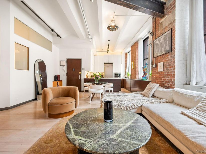 439 Lafayette Street 3, New York (Manhattan) NY 10003
