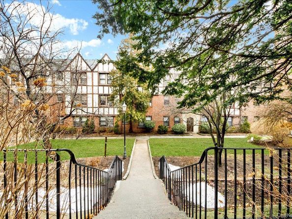 7 Greenridge Avenue B8, White Plains NY 10605
