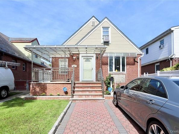 80-27 247th Street, Bellerose NY 11426