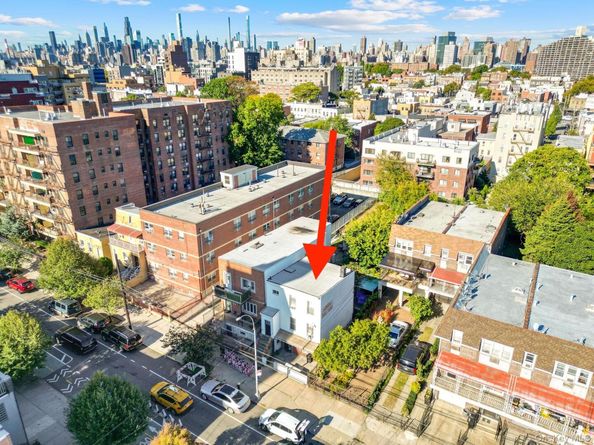 25-14 Crescent Street, Astoria NY 11102