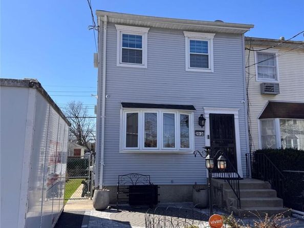21924 Alecia Avenue, Laurelton NY 11413