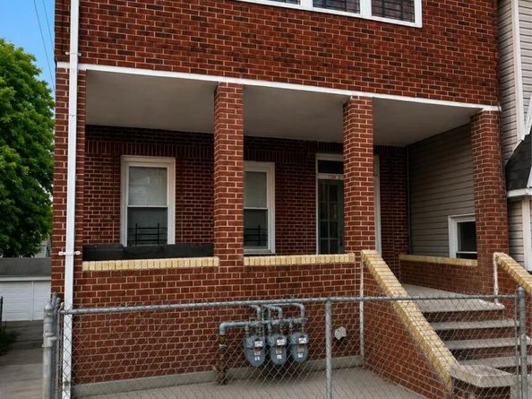 854 E 229th Street, Bronx NY 10466
